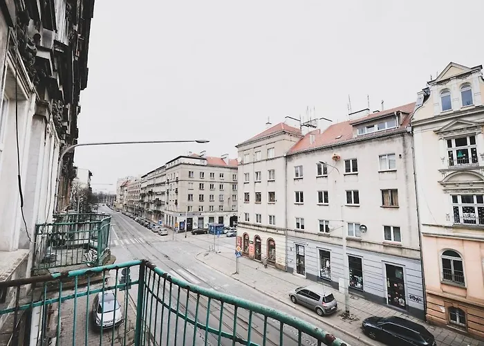 Nowowiejska Flat With A Balcony