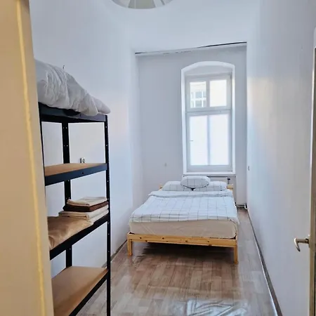 Nowowiejska Flat With A Balcony Wroclaw Exterior photo